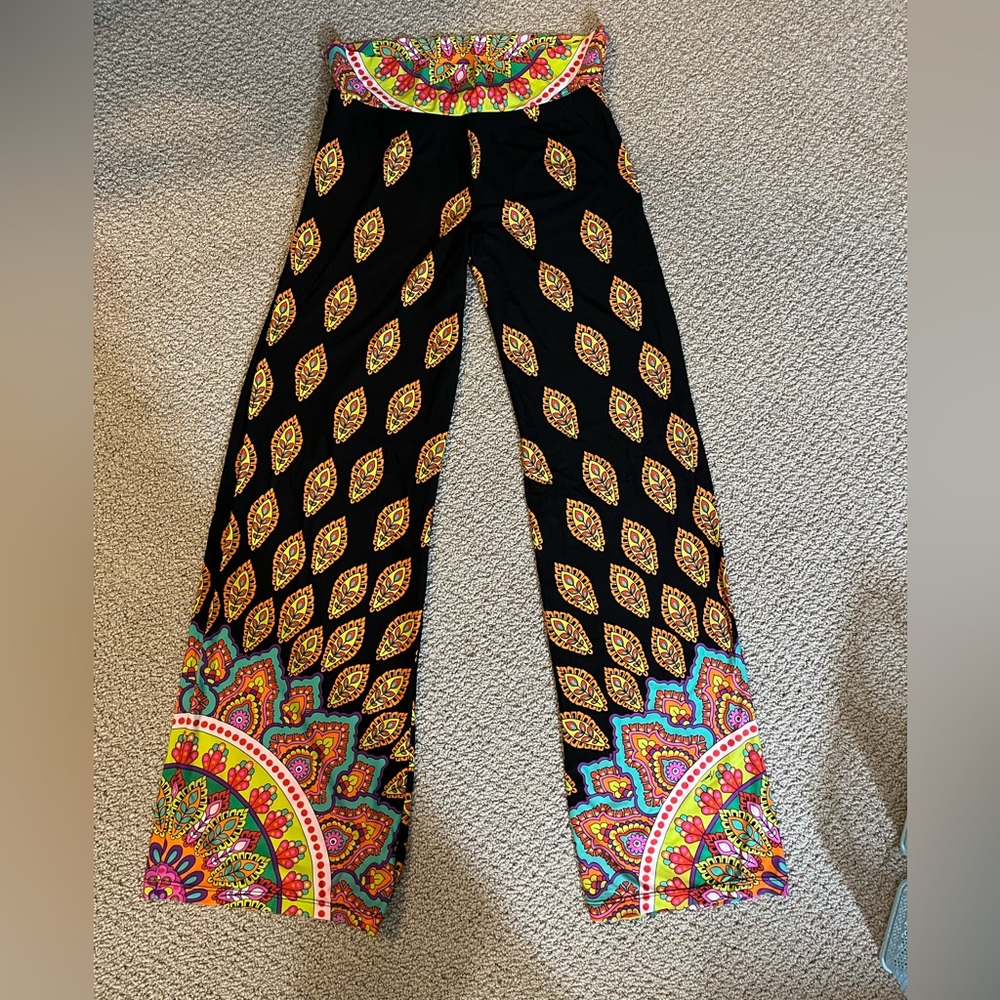 Trina Turk Moroccan Medallion Roll Wide Leg Pants